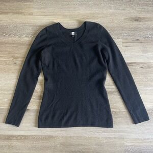 Saks Fifth Avenue Women's Black 100% Cashmere V-Neck Sweater Size Medium Classic
